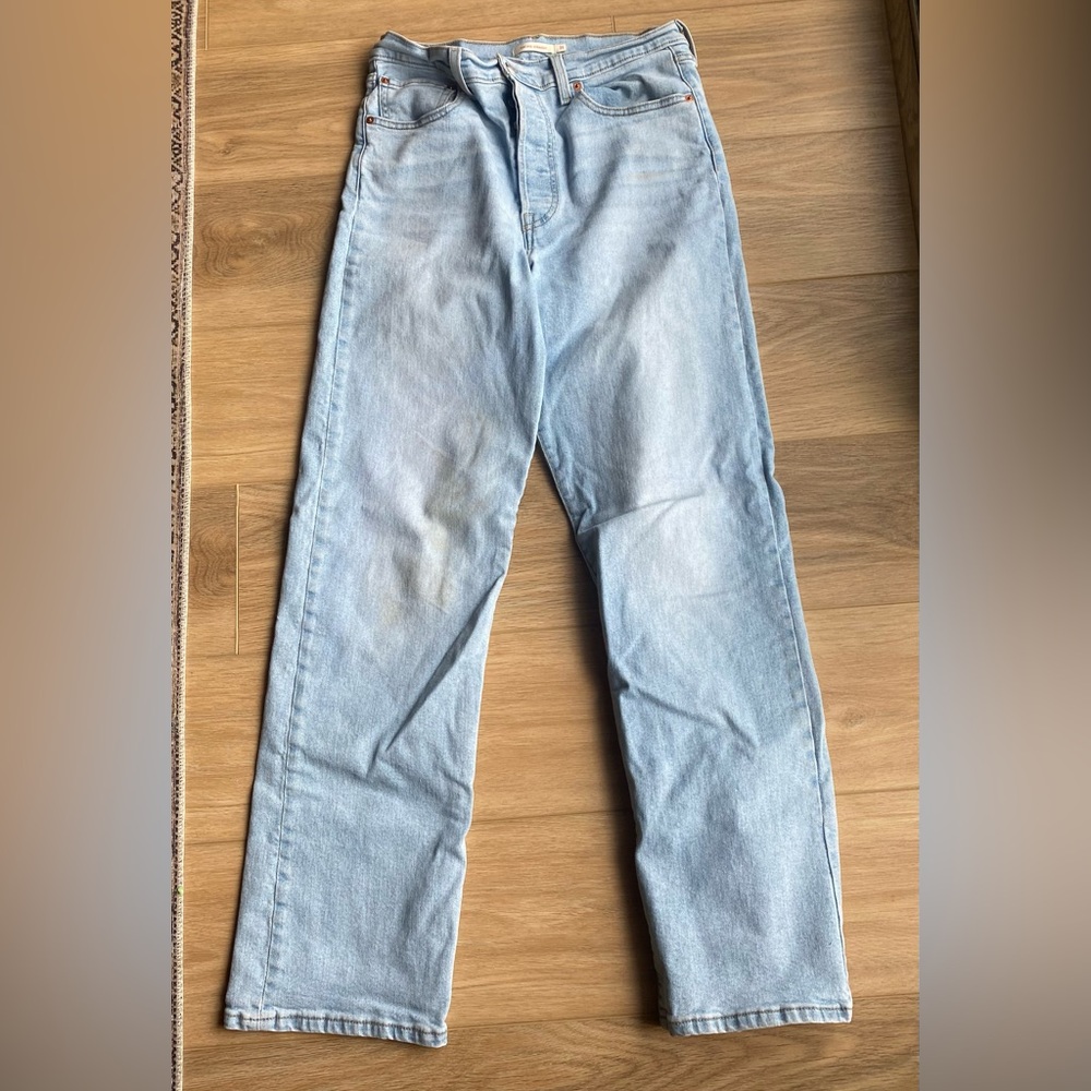 Levi's High Rise Straight Leg Women's Jeans